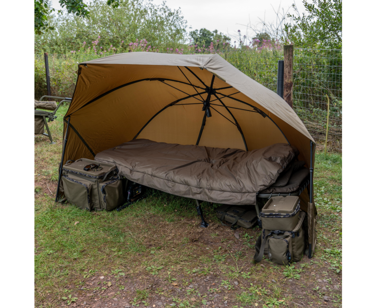 Avid Carp Revolve 60IN Overnight Brolly