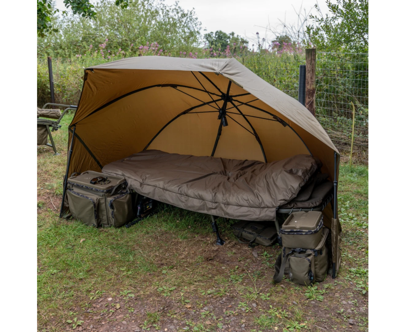 Avid Carp Revolve 60IN Overnight Brolly