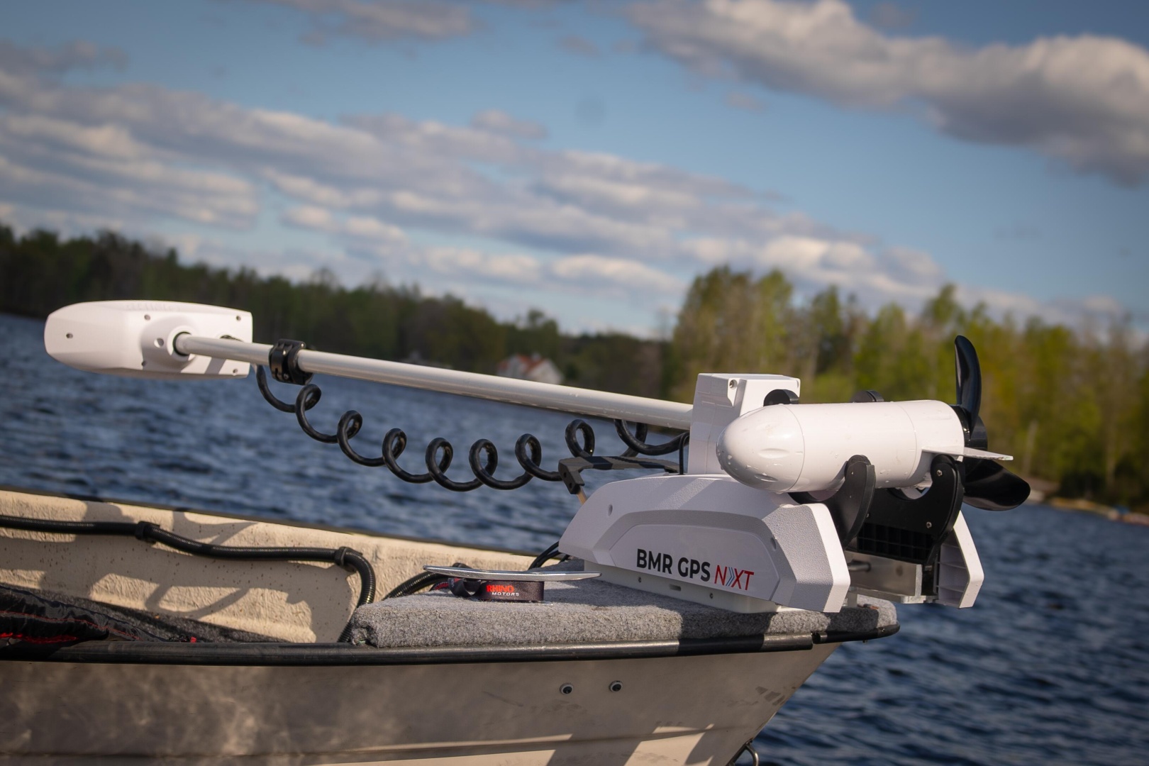 Rhino BMR NXT 65 Longshaft 12V Electric Outboard Motor White