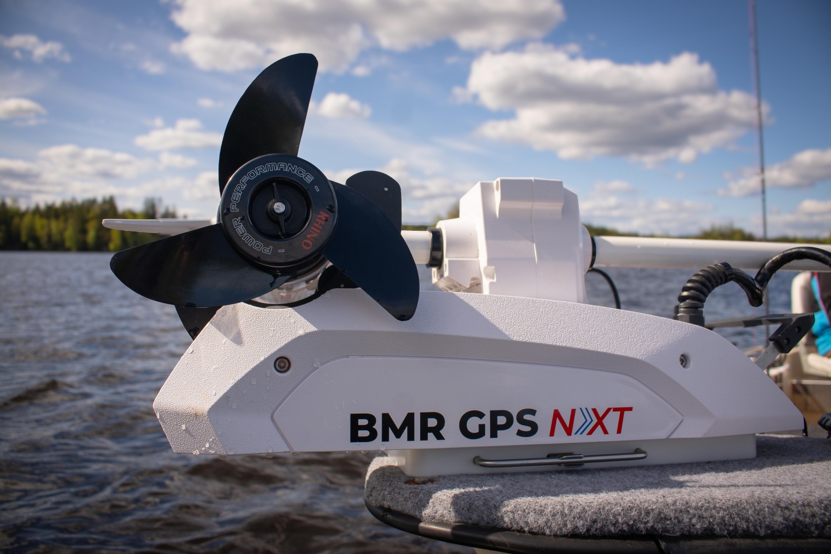 Rhino BMR NXT 65 Longshaft 12V Electric Outboard Motor White