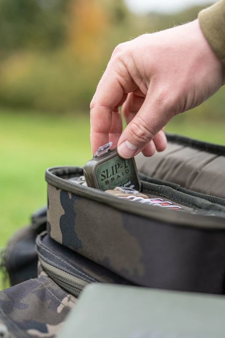 Korda Compac 55 Tackle Pouch Dark Kamo