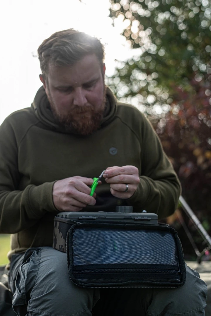 Korda Compac 140 Tackle Pouch Dark Kamo