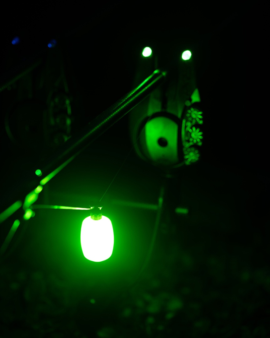 Fox Black Label Dumpy Halo Bobbin 