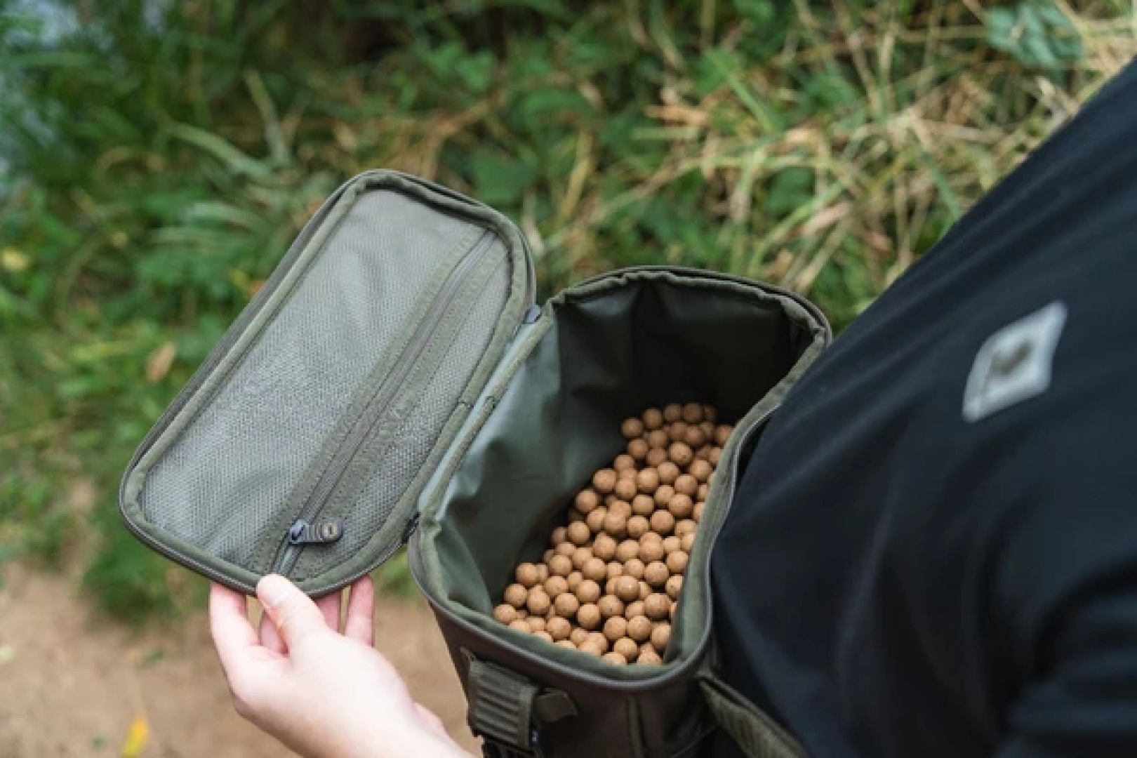 Nash Scope Baiting Pouch