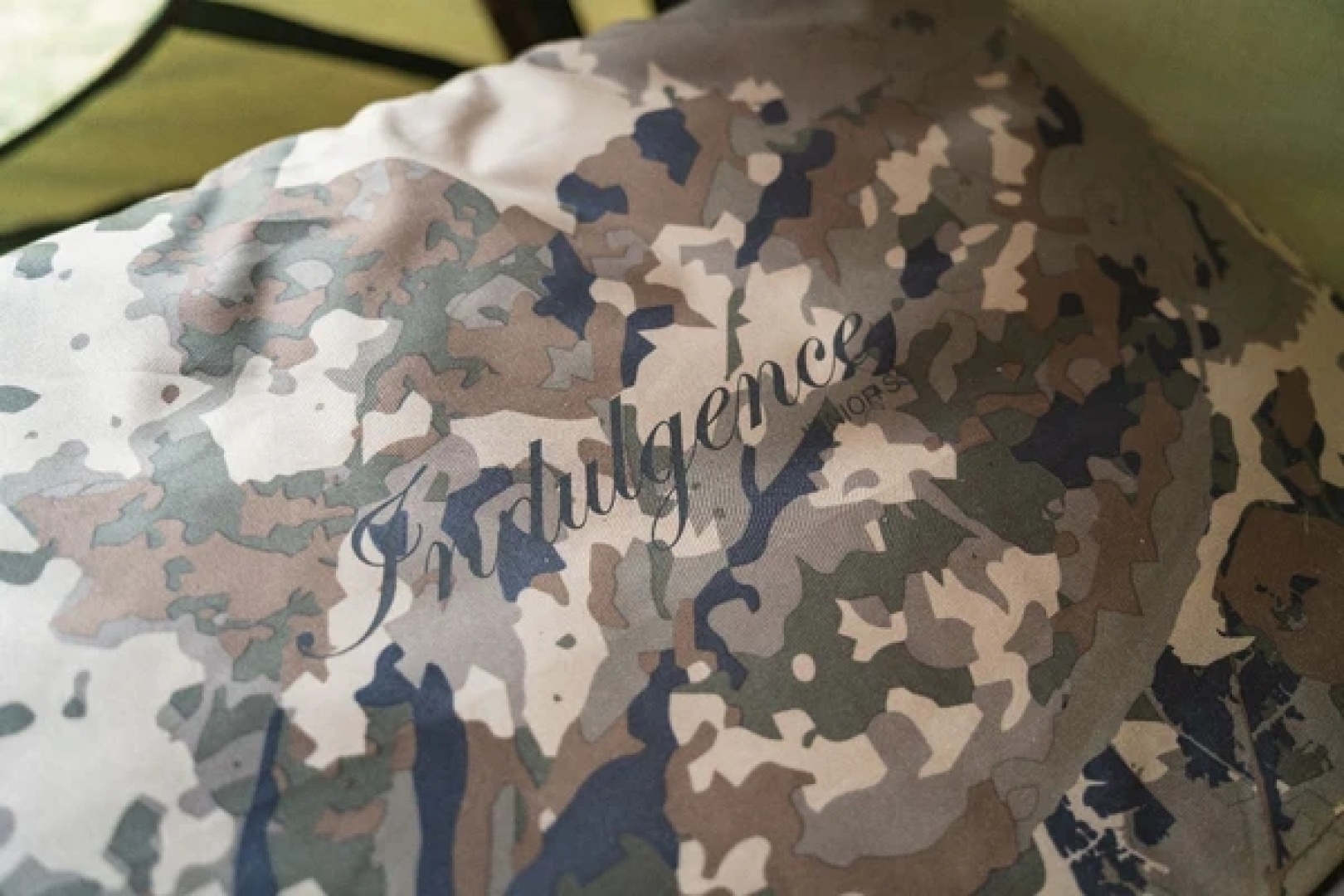 Nash Indulgence 4 Leg Junior Sleep System CAMO