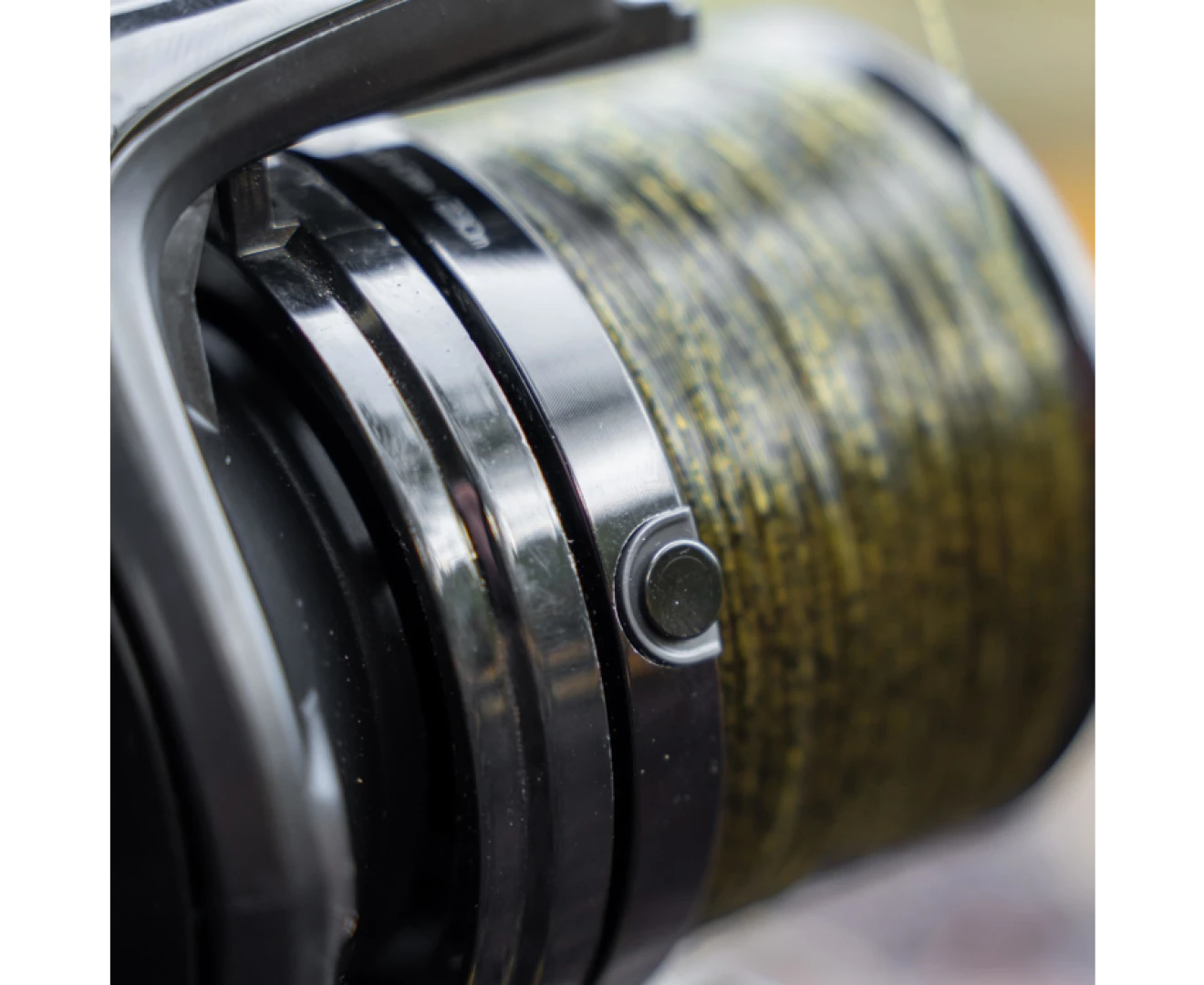 Avid Carp Revolve 8000FS Reel