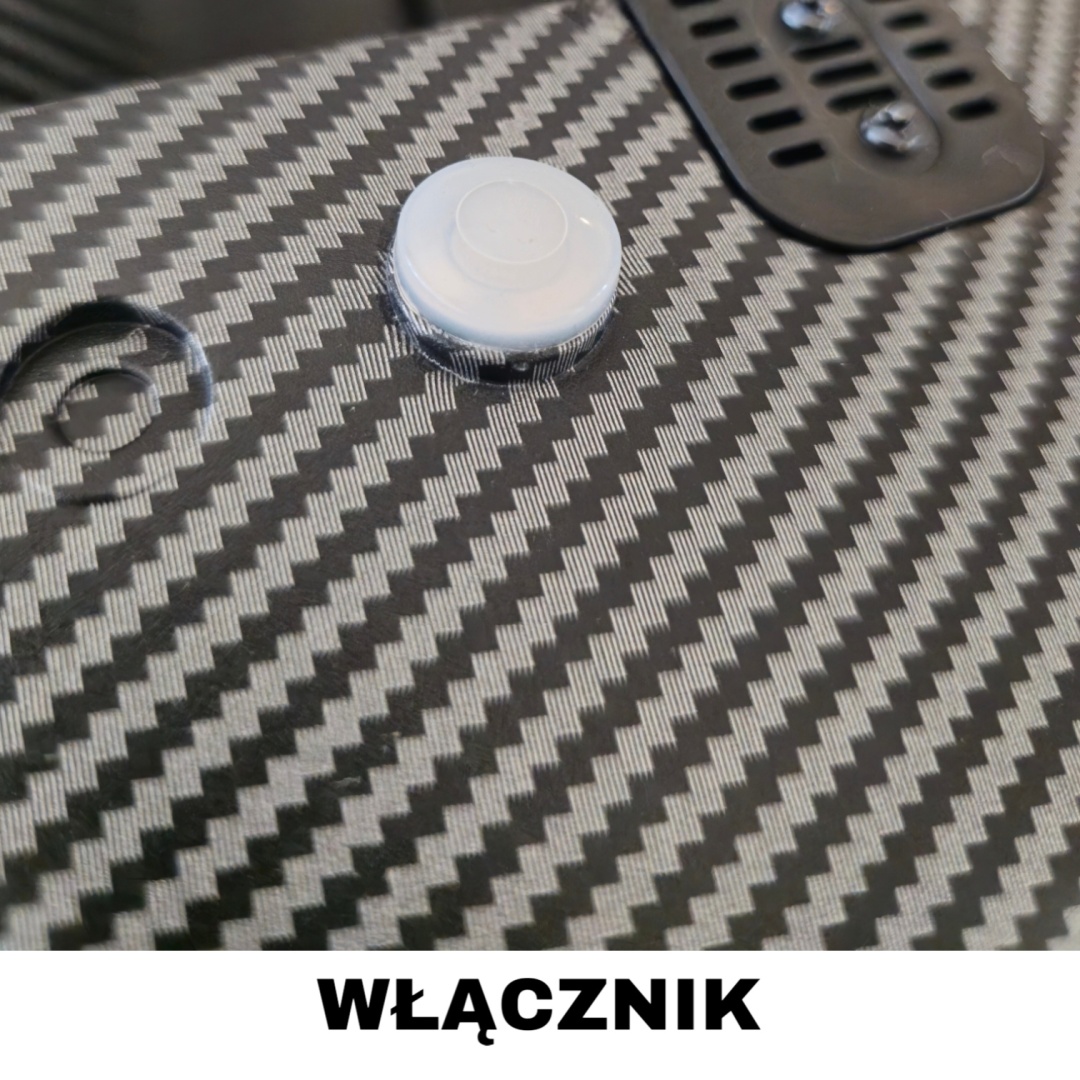 Manuowell Assassin Carbon Boat - (GPS + Echosonda M700)