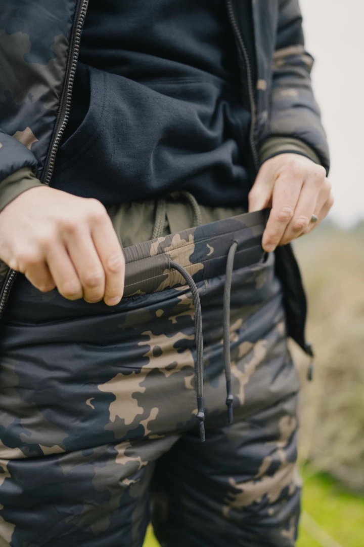 Korda Insulated Jogger - Dark Kamo