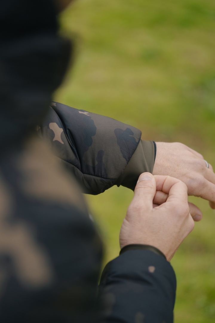 Korda Insulated Hooded Jacket - Dark Kamo