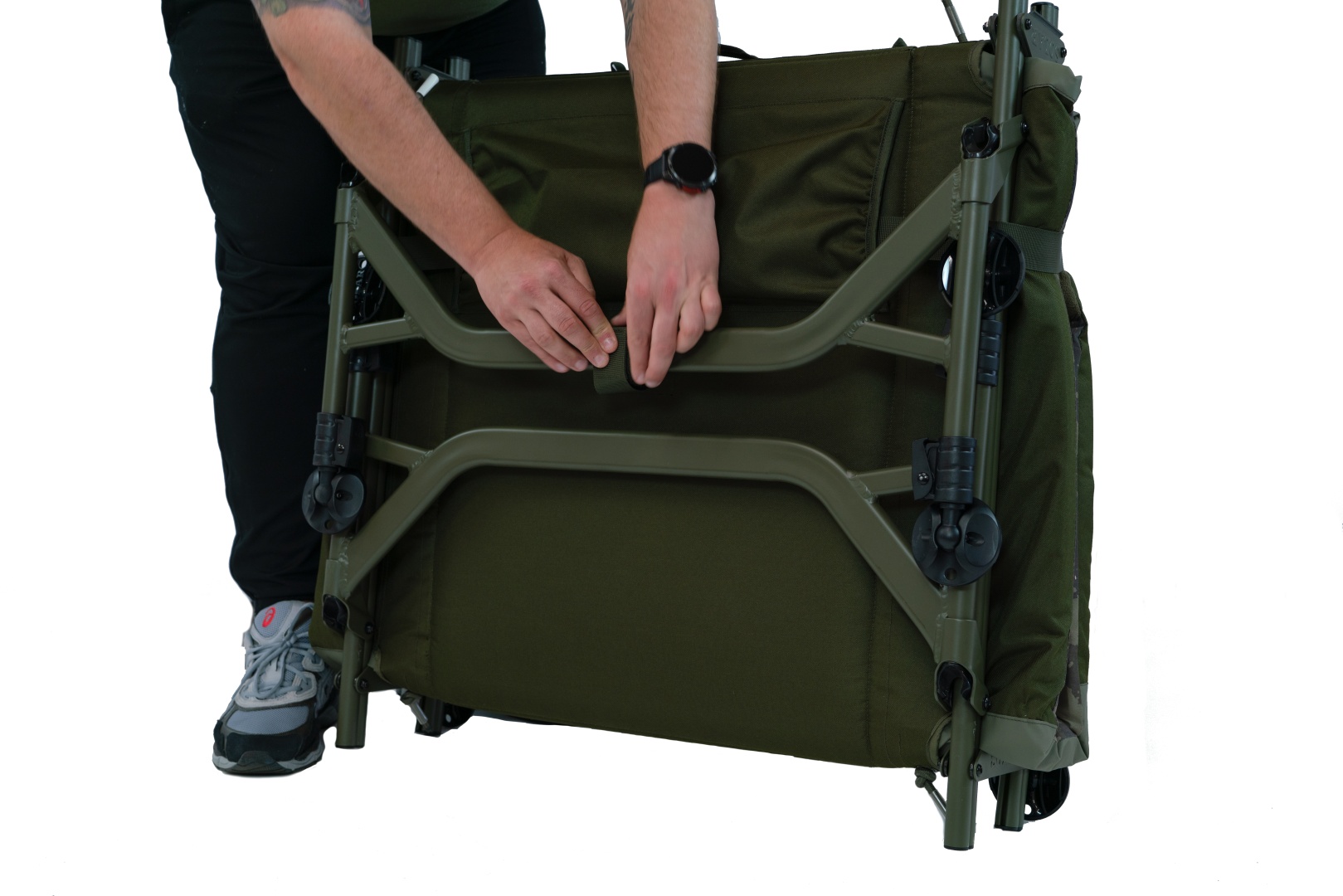 Solar Worldwide Bedchair Standard 6 Leg