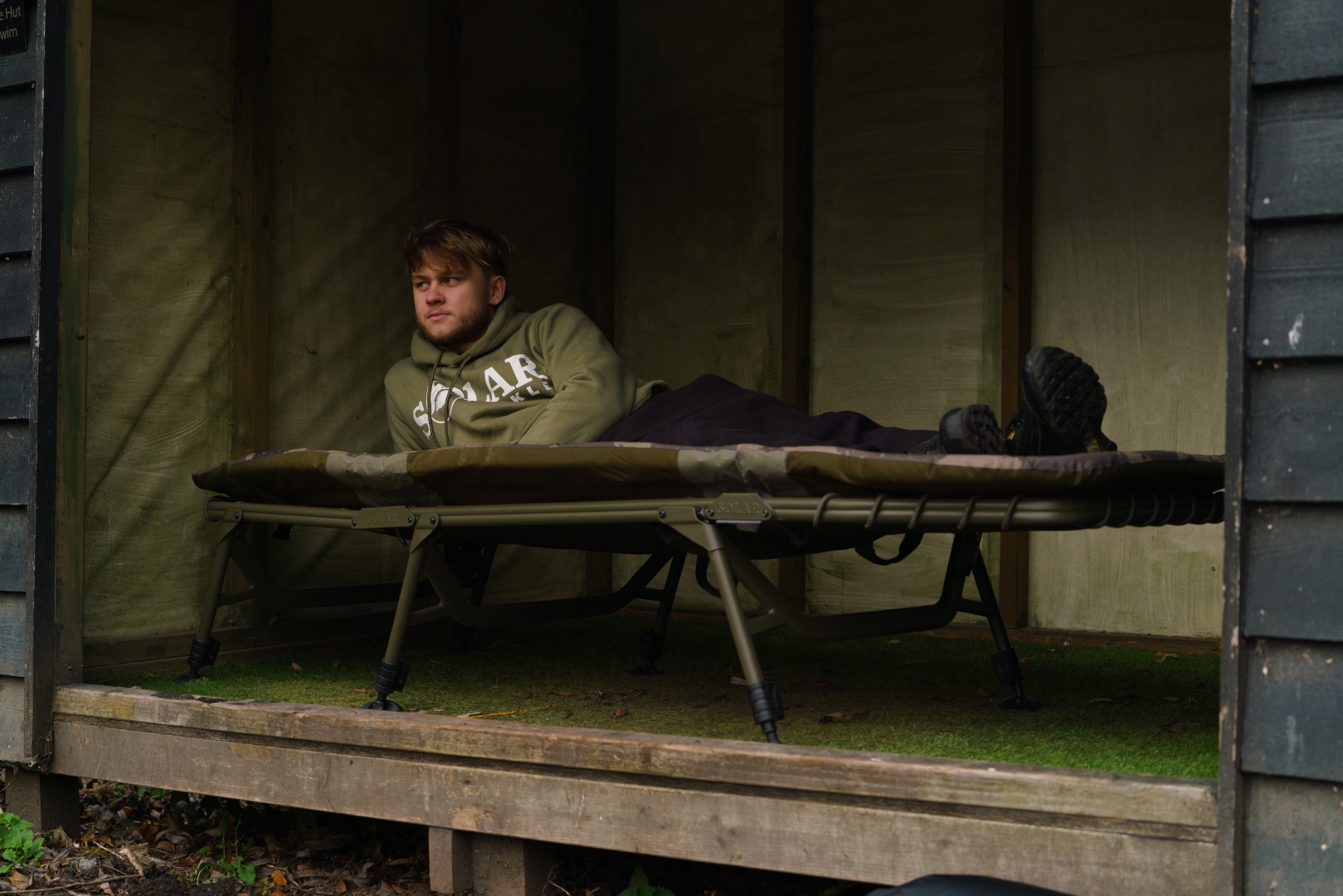 Solar Worldwide Bedchair Standard 6 Leg