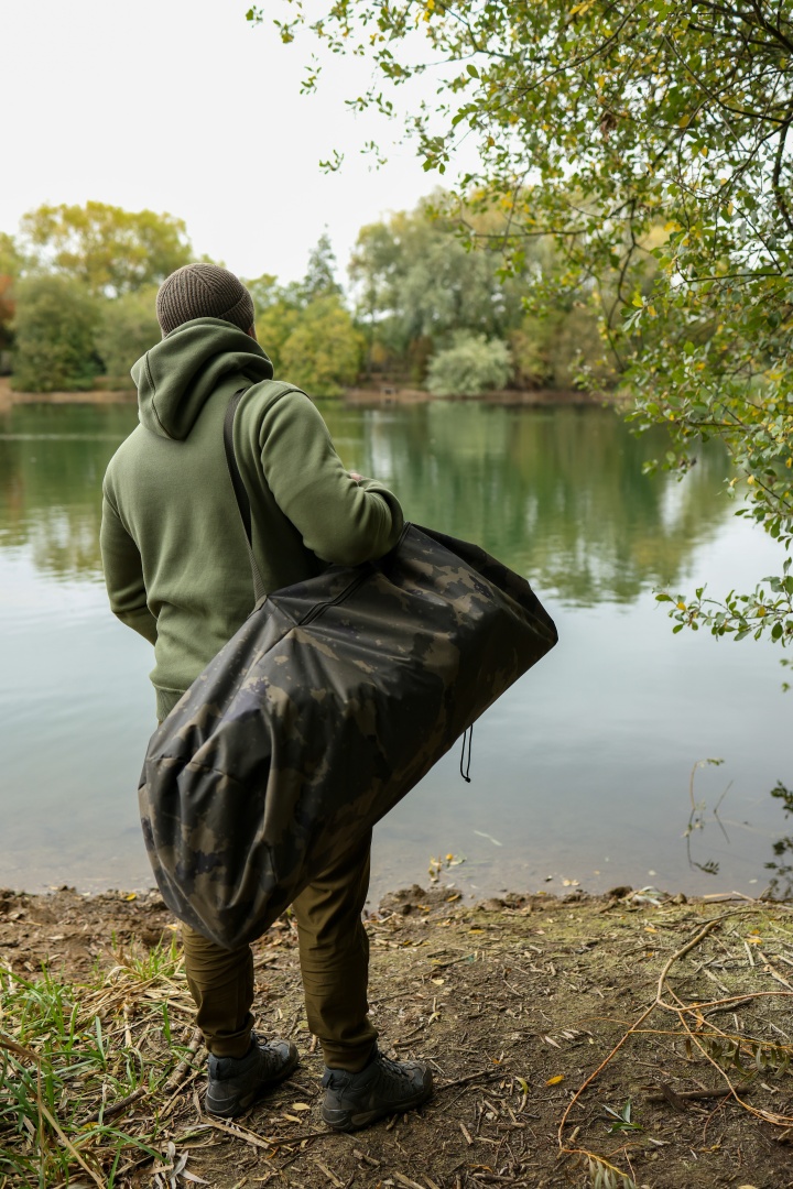 Solar Worldwide Swing Chair