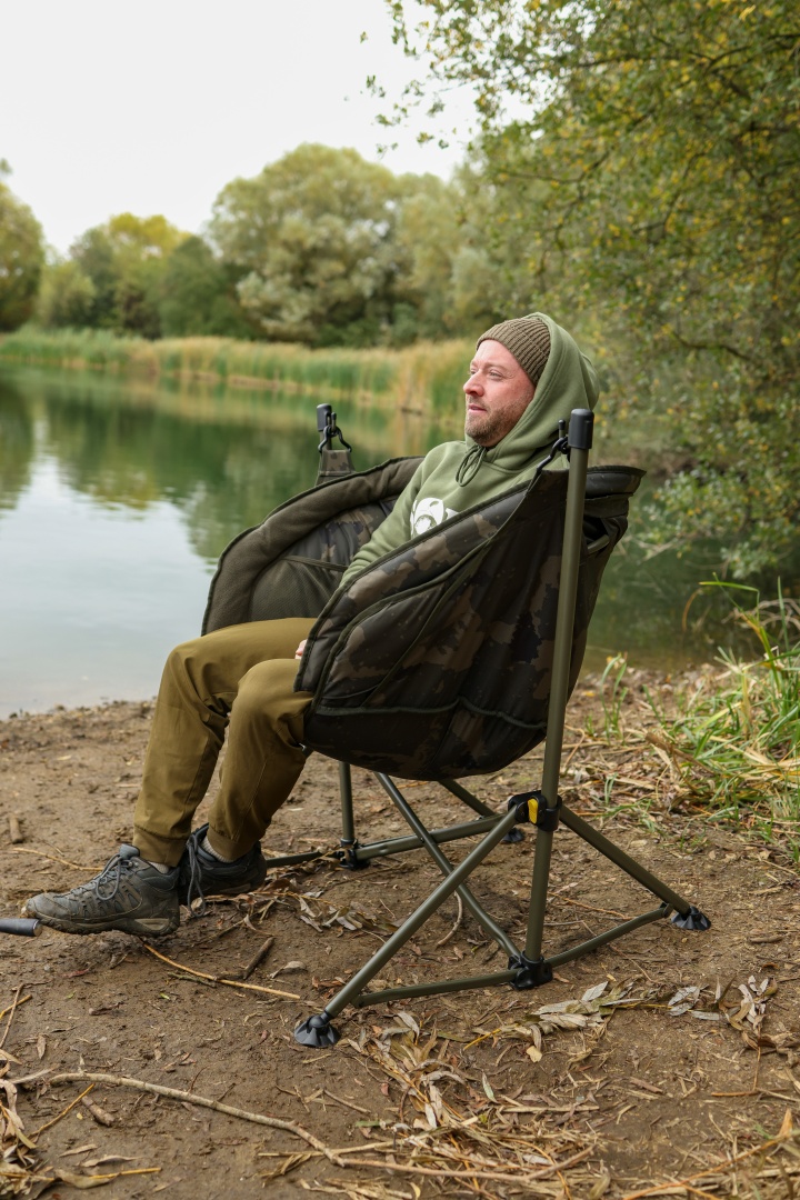 Solar Worldwide Swing Chair