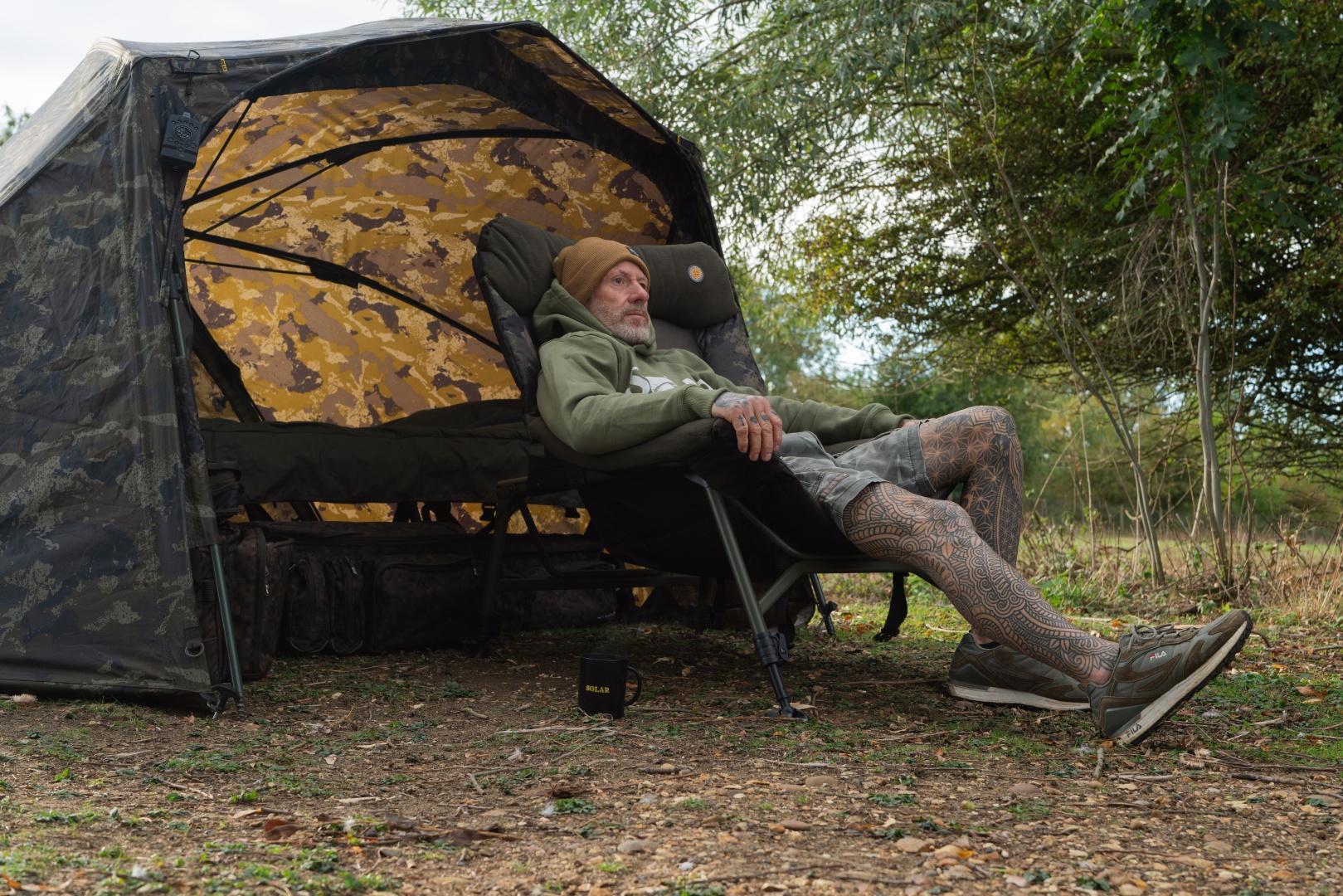 Solar Worldwide Couch Chair