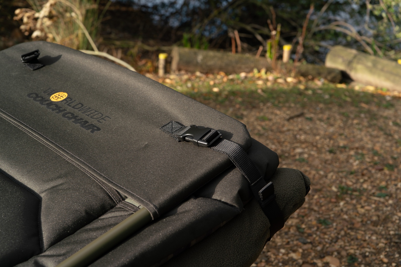 Solar Worldwide Couch Chair