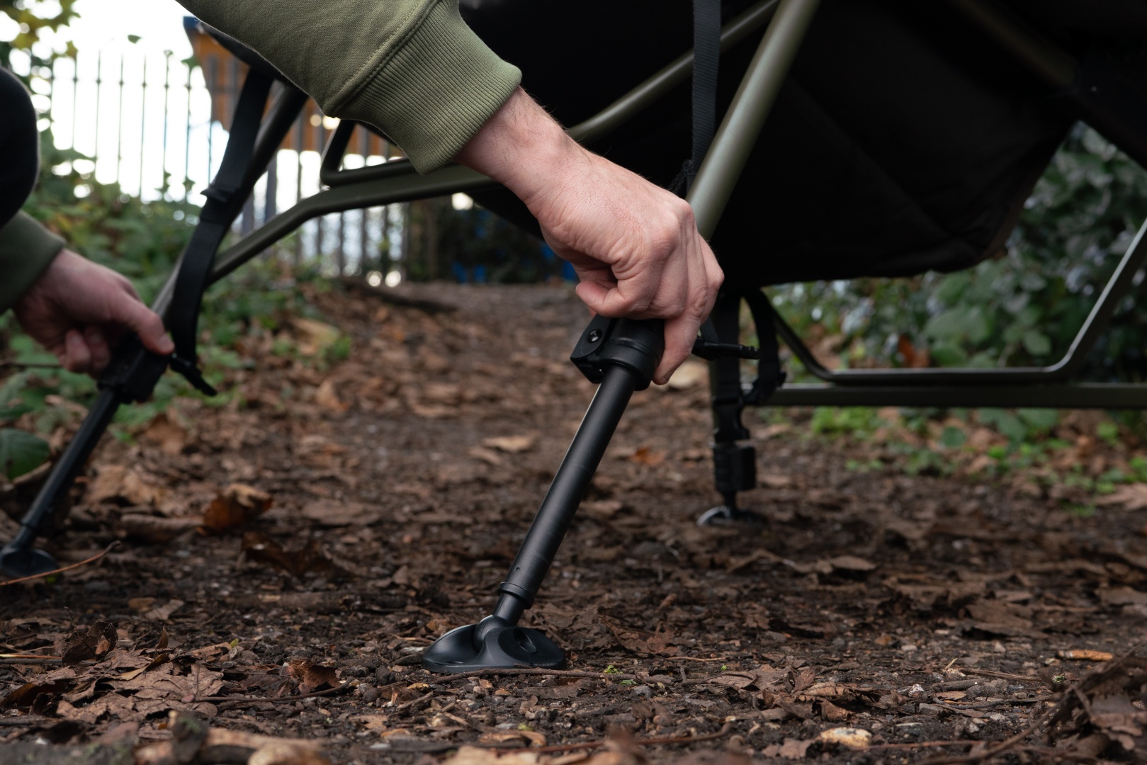 Solar Worldwide Couch Chair