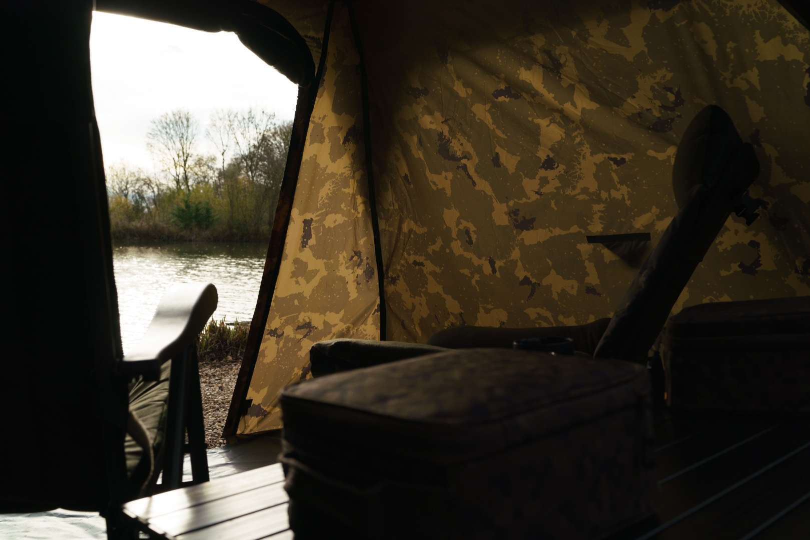 Solar Worldwide Quick Up Shelter XL