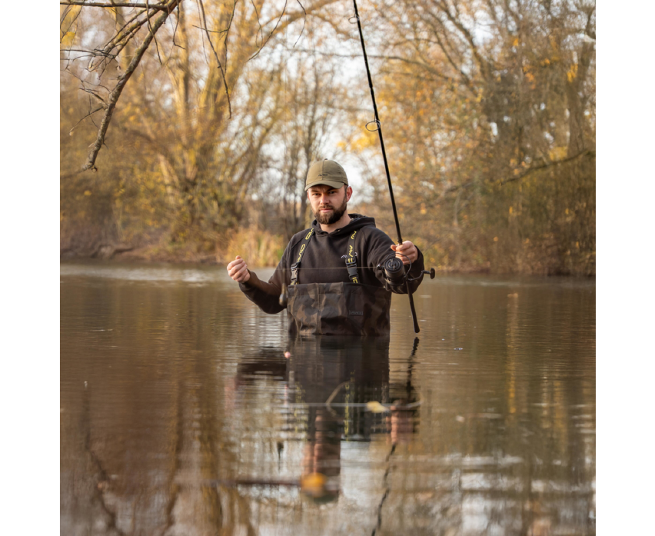 Avid Carp Distortion Active-Lined Chest Waders