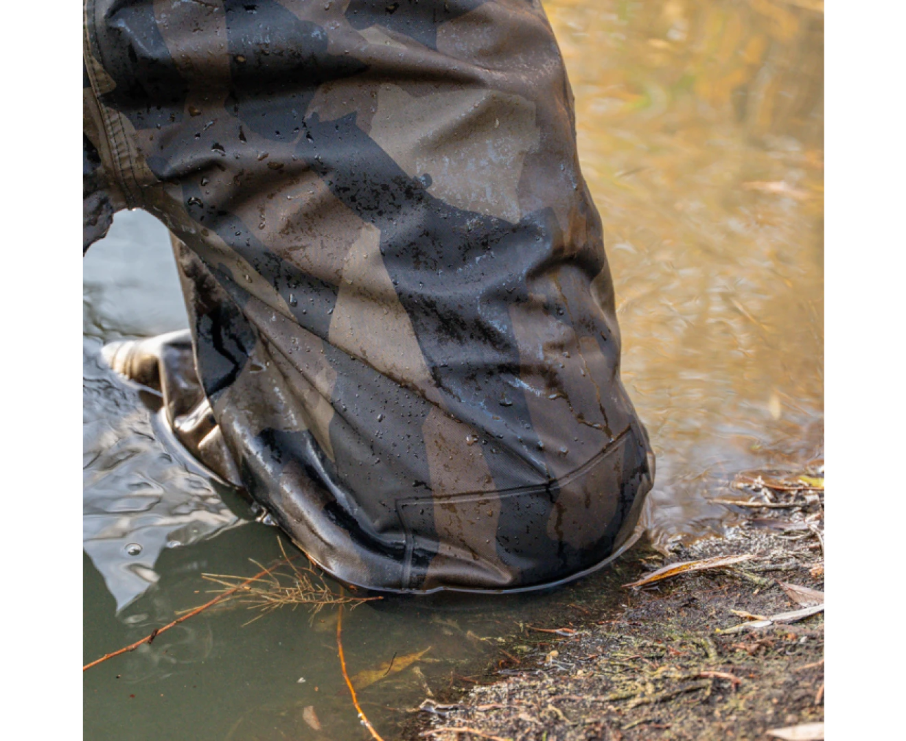Avid Carp Distortion Active-Lined XL Chest Waders