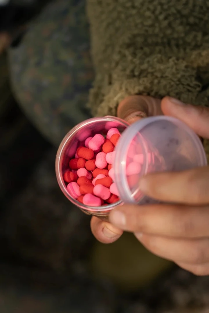 One More Cast Paella Boosted Fluoro Wafter 10x14mm Red & Pink