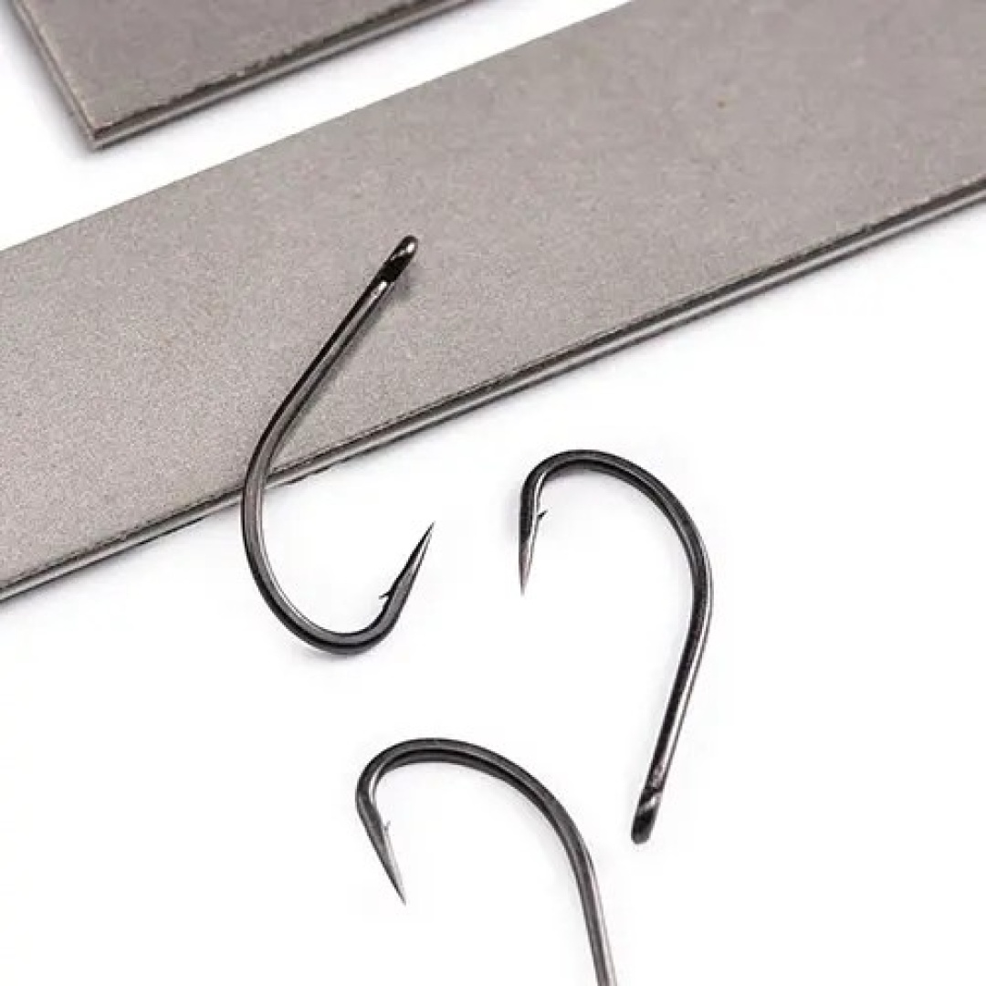 Gardner Compact Hook Stone