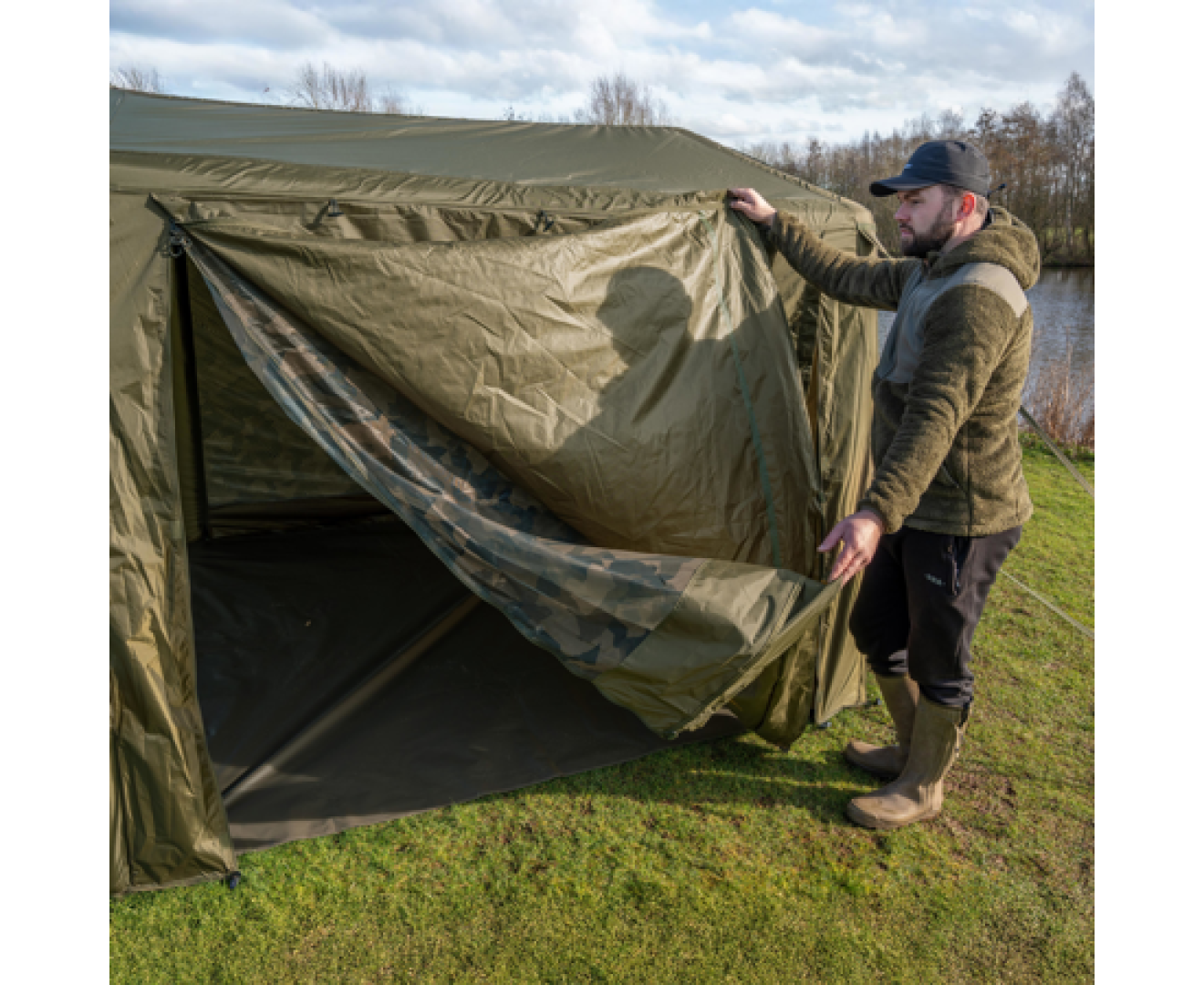 Avid Carp InflataHouse Compact Bivvy