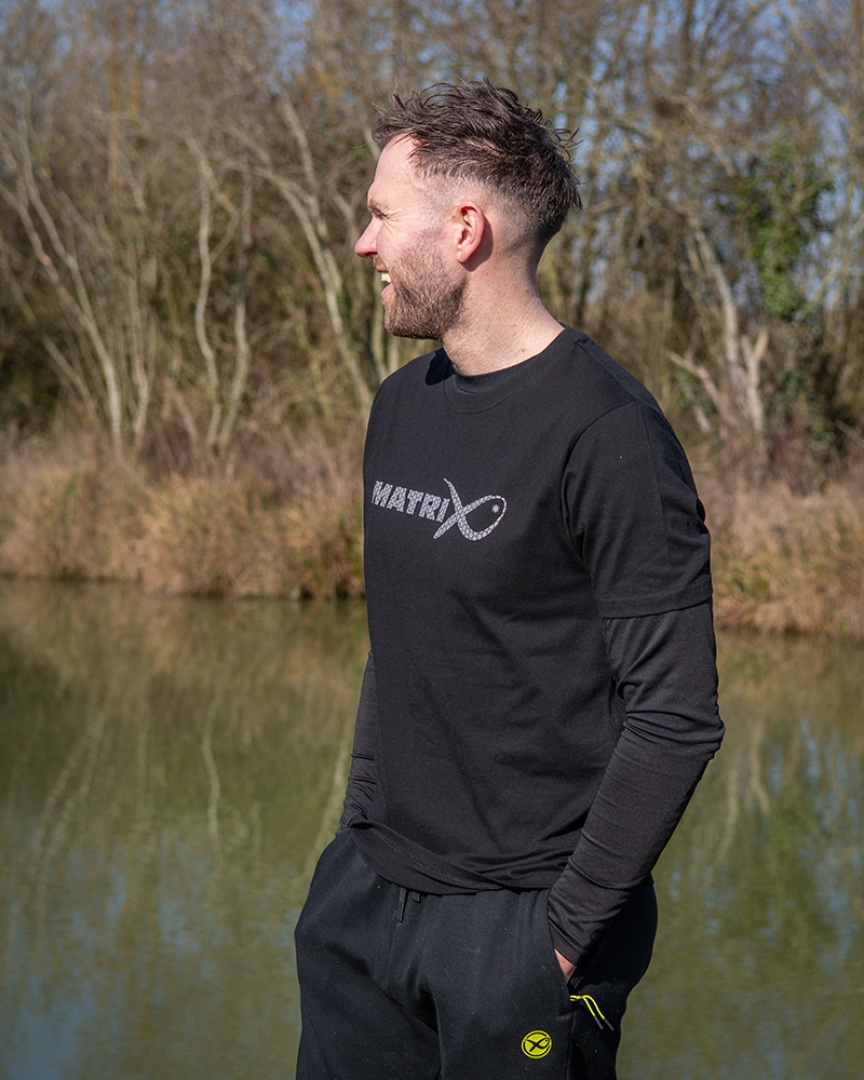 Matrix Large Fade Logo T-shirt - Black/Grey