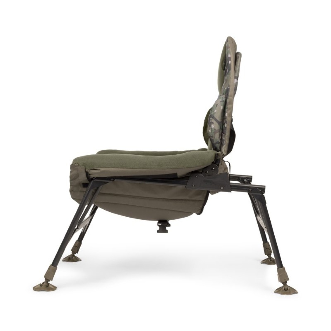 Trakker Levelite Colossus Camo Recliner Chair 