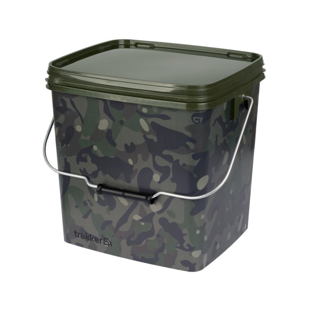 Trakker Camo Square Container inc tray 13L