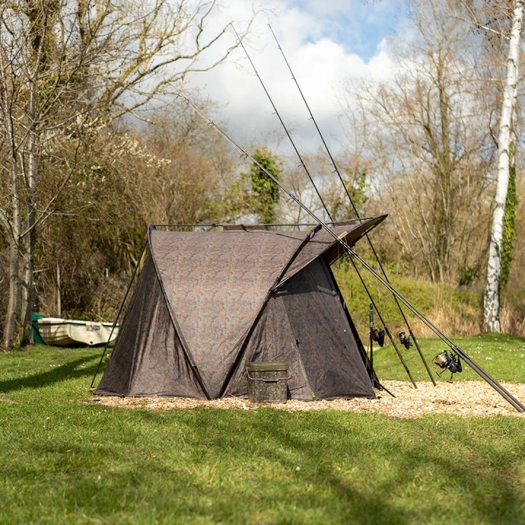 One More Cast Heist Outspoken Peaked 1.5 man Bivvy