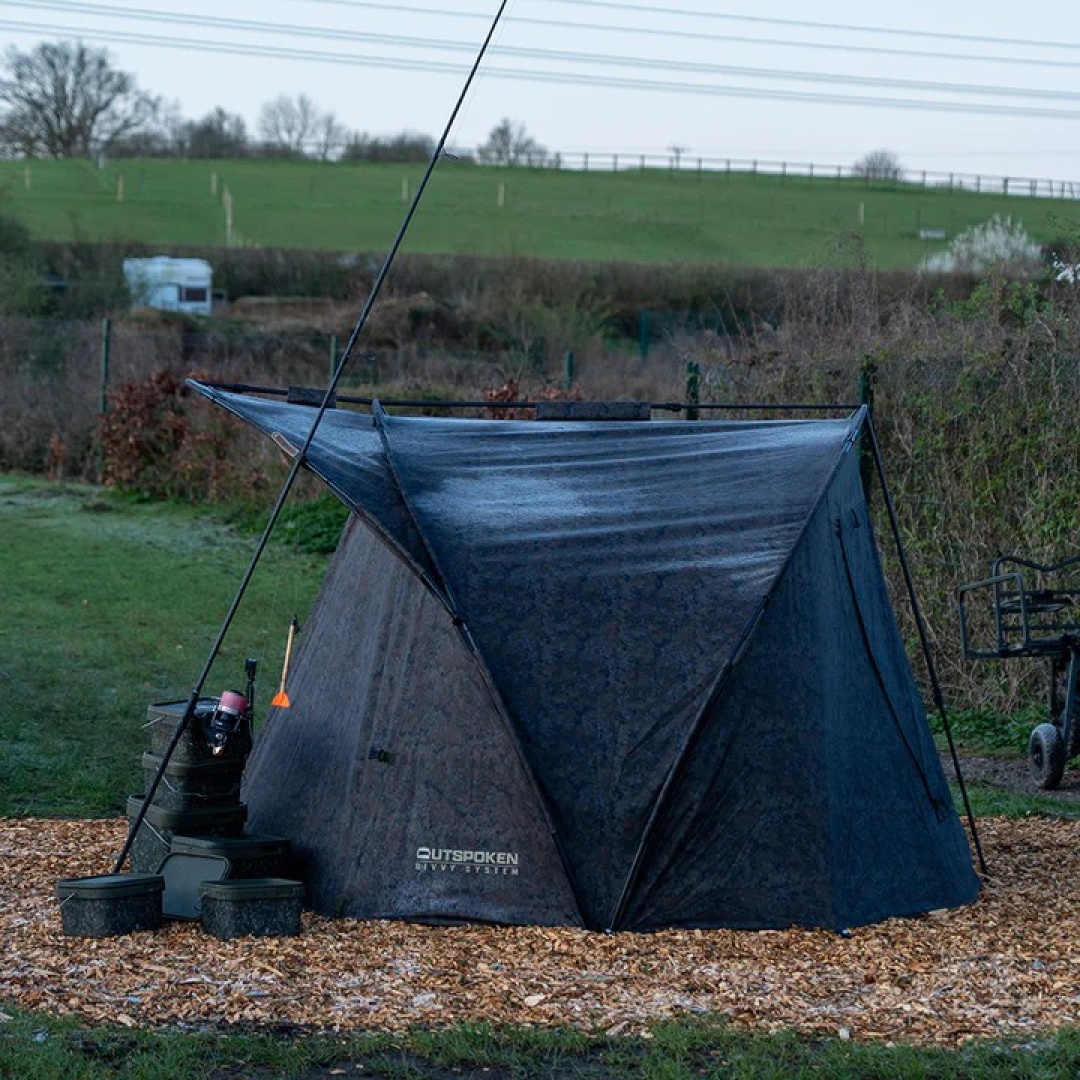 One More Cast Heist Outspoken Peaked 1.5 man Bivvy