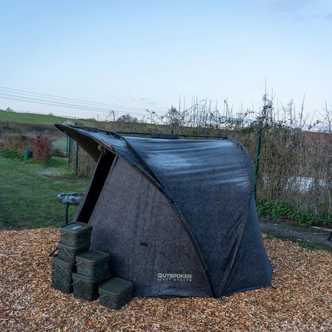 One More Cast Heist Outspoken Peaked 1.5 man Bivvy