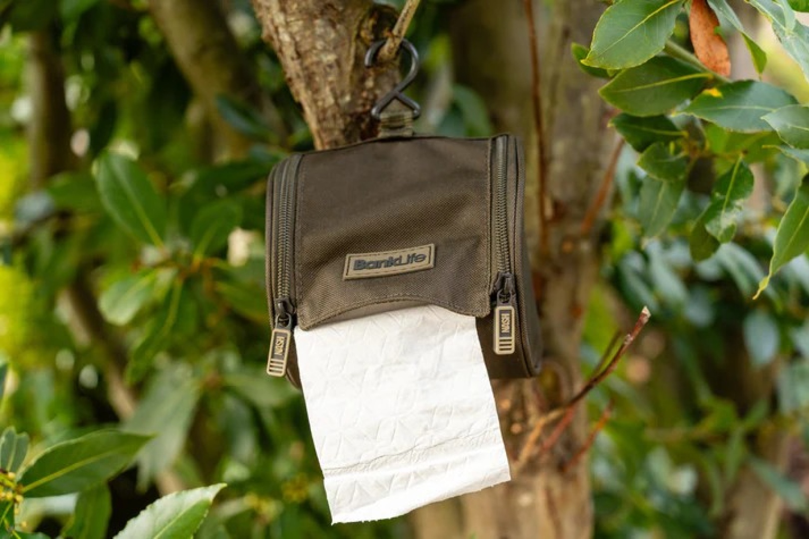 Nash Bank Life Toilet Roll Holder