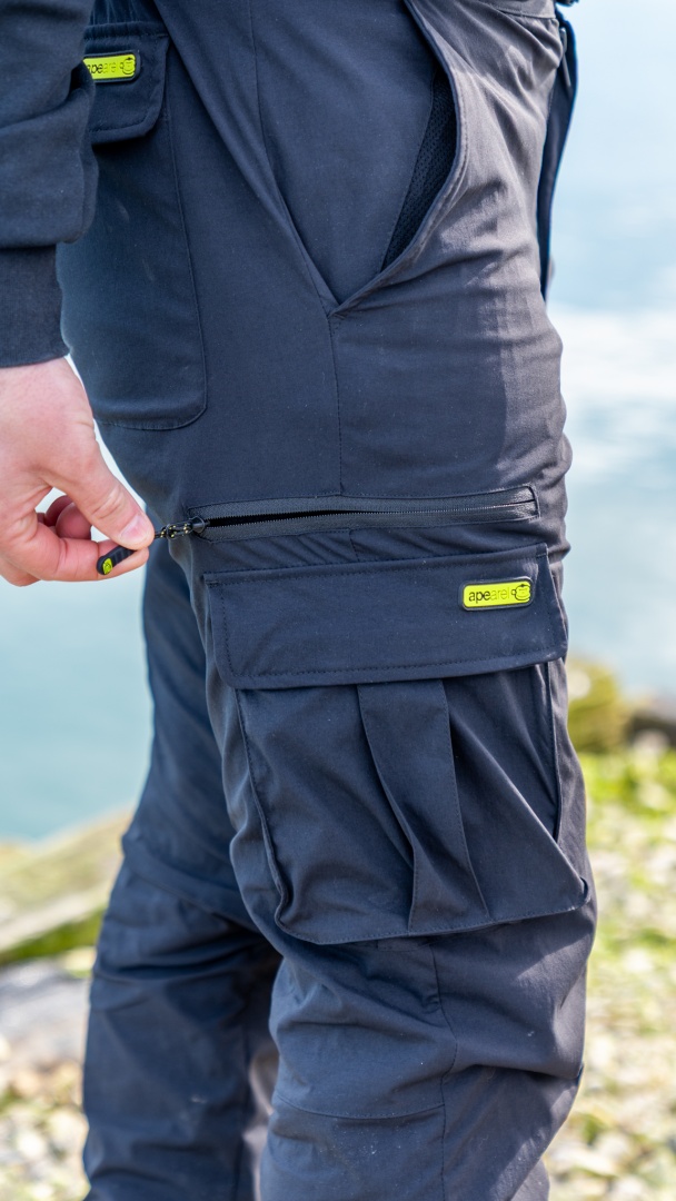 RidgeMonkey APEarel Lightweight Classic Cargo Trousers