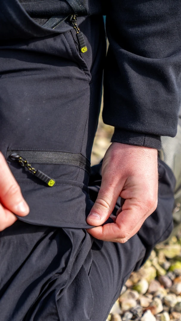 RidgeMonkey APEarel Lightweight Classic Cargo Trousers