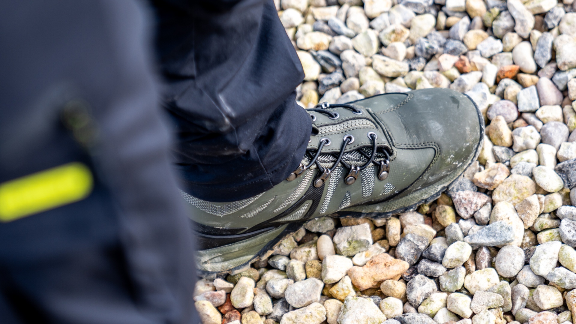 RidgeMonkey APEarel Lightweight Classic Cargo Trousers