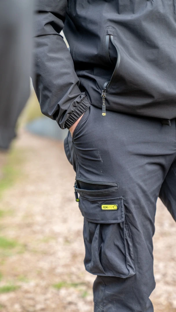 RidgeMonkey APEarel Lightweight Classic Cargo Trousers