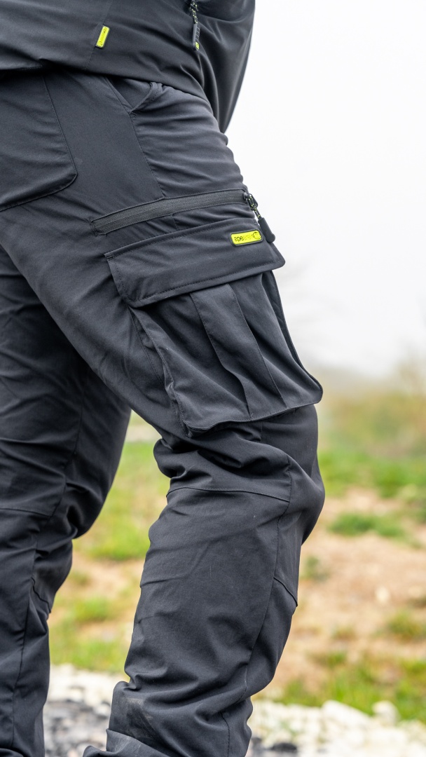 RidgeMonkey APEarel Lightweight Classic Cargo Trousers