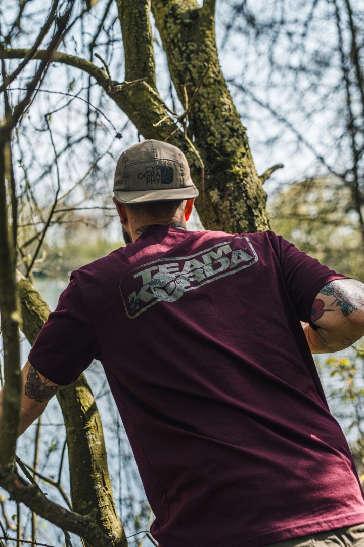 Korda TK Digi Kamo T-Shirt - Burgundy 