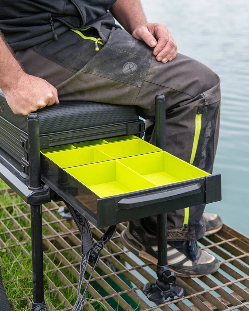 Matrix F25 Pro Super Lite Seatbox - Black