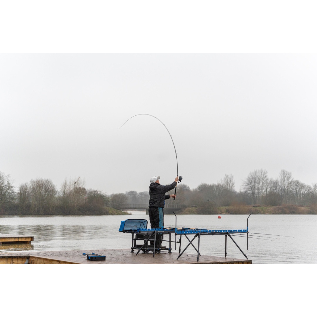 Preston Innovations Monster XTR PRO 4.2 m / 225 g - Canna Feeder