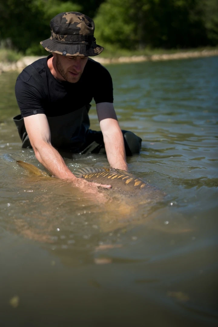 Korda Stalking Boonie Hat - Dark Kamo
