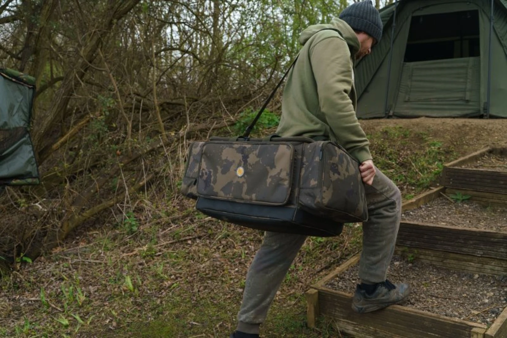 Solar Worldwide Carryall Large