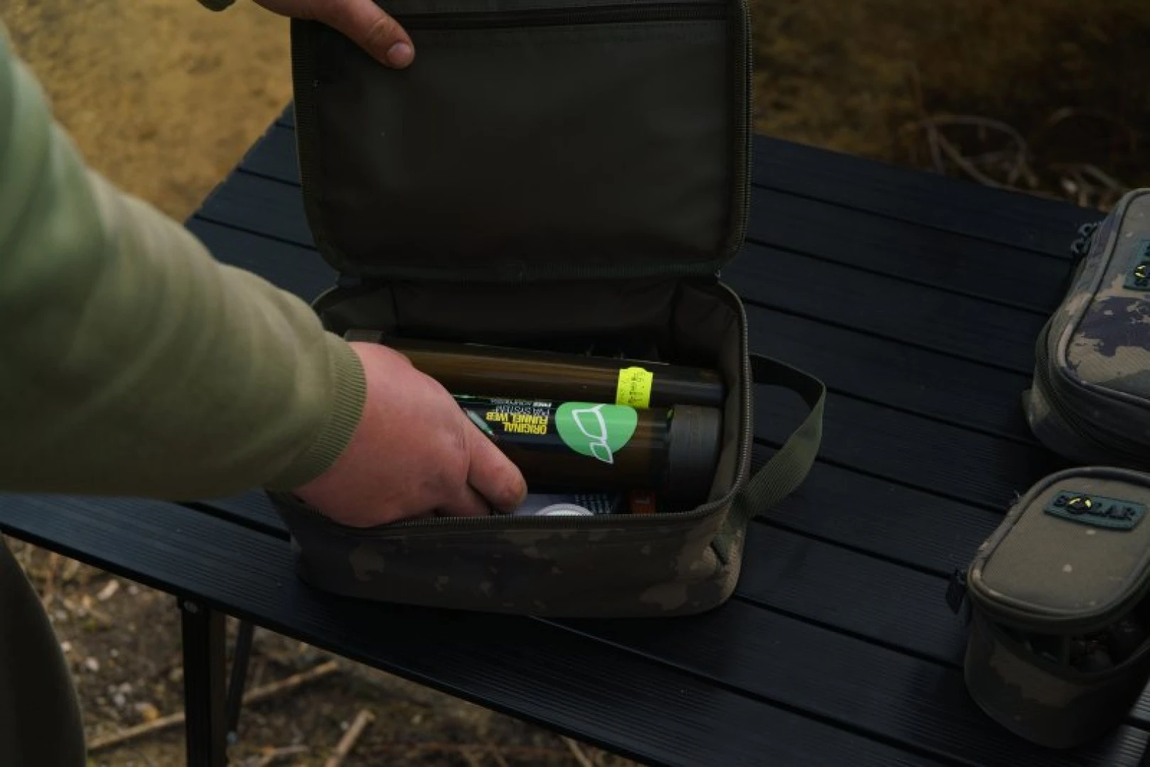 Solar Worldwide Accessory Case XL