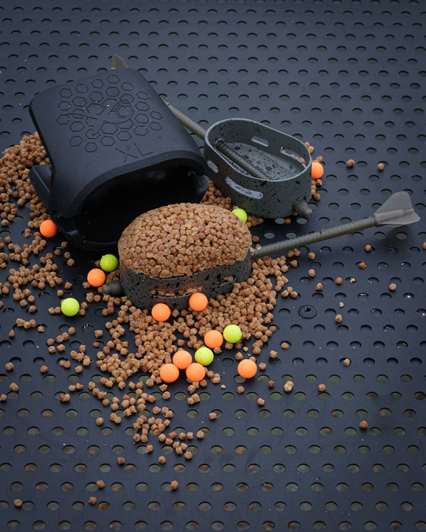 Matrix Open Alloy XL Distance Feeders 