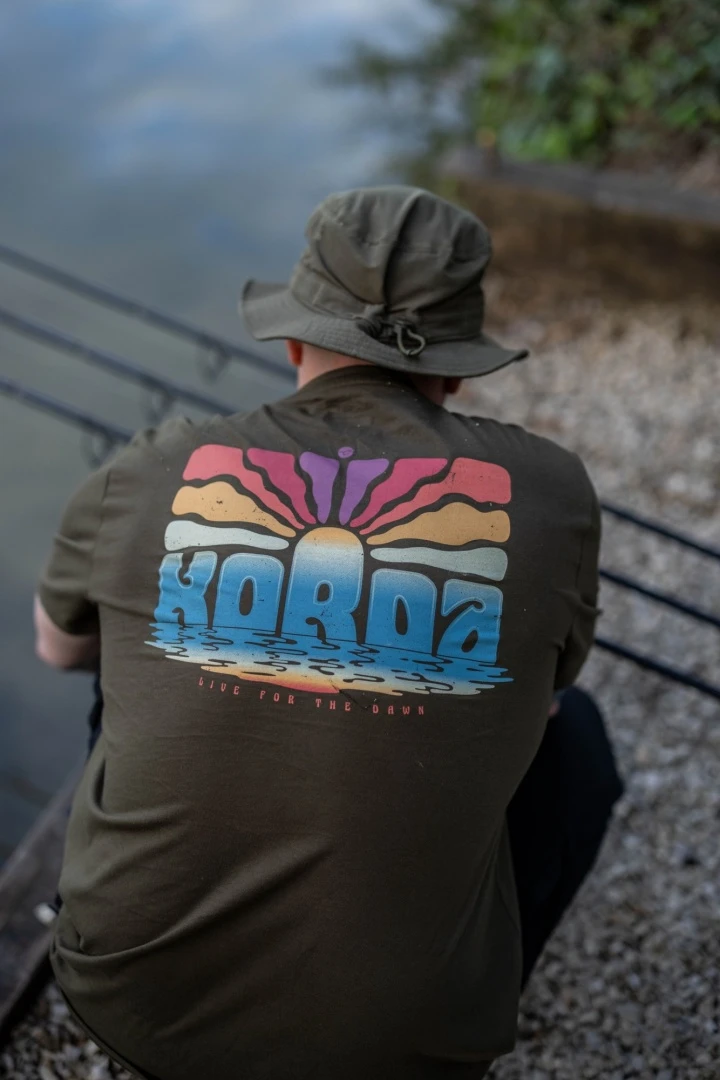 Korda Dawn Vibes T-Shirt - Dark Olive