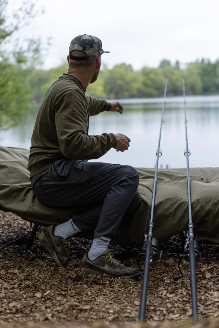 Korda Patch Crewneck - Dark Olive S