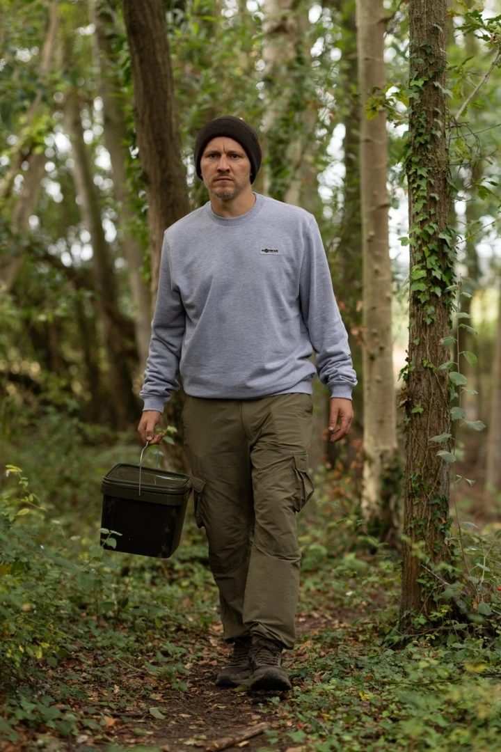 Korda Patch Crewneck - Heather Grey S