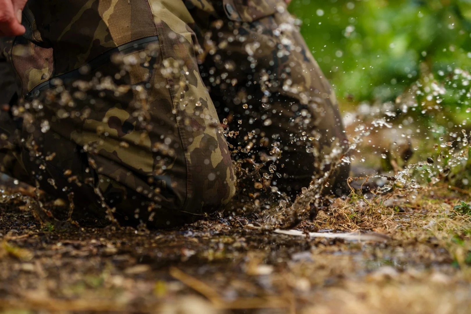 Nash ZT Apex Waterproof Trousers Camo M