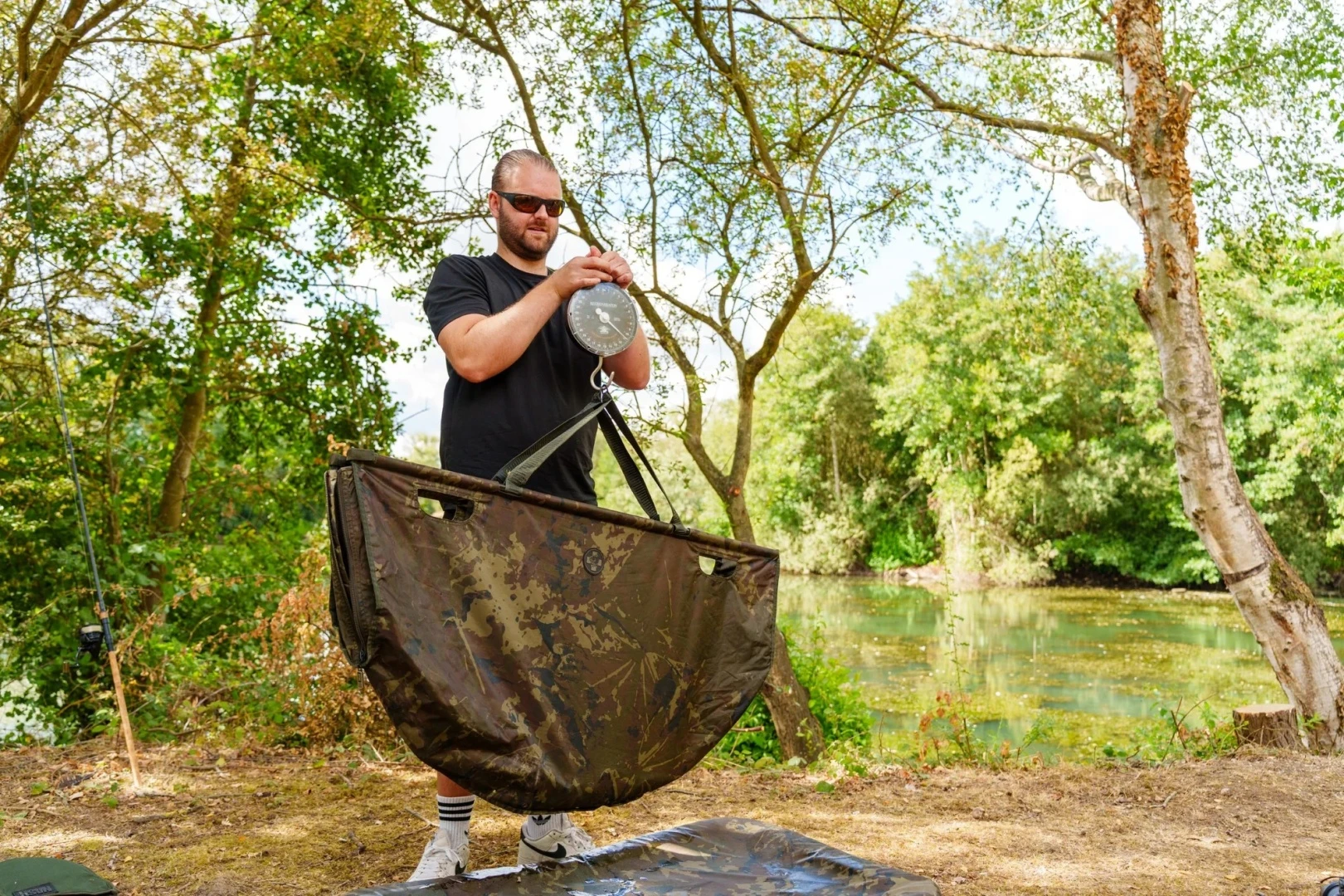 Nash Carp Care Weigh Sling Camo